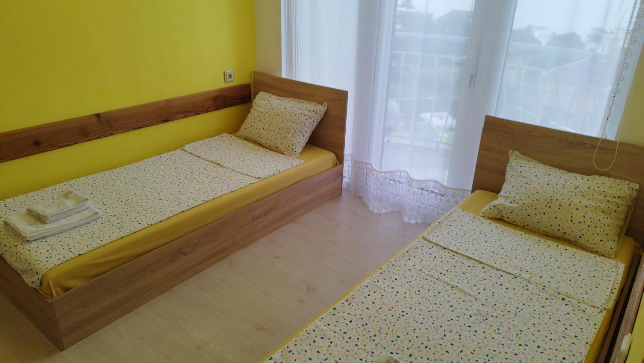 Family Hotel Kentavar 2 Byala  Esterno foto