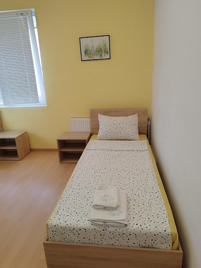 Family Hotel Kentavar 2 Byala  Esterno foto
